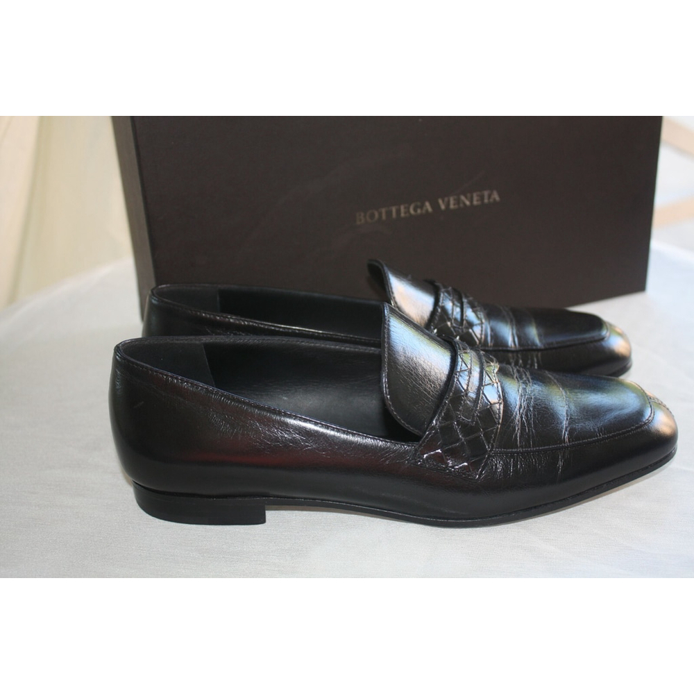 Bottega Veneta Women's Black Intrecciato Leather Penny Loafers - Size 36 - Picture 2 of 12